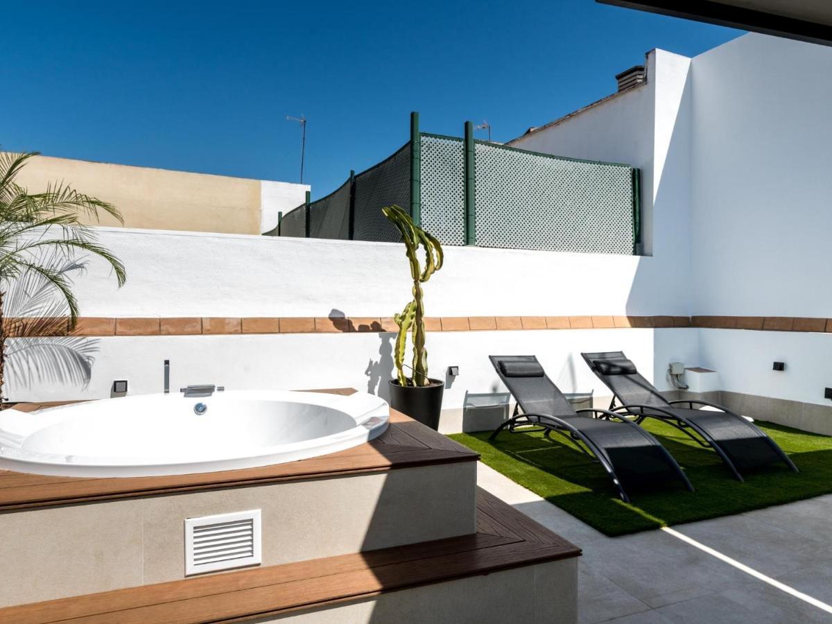 Pj Terraza Privada Banera Exterior Junto Catedral Appartement Sevilla Buitenkant foto